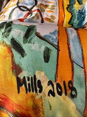 Mills Accesorios Scarf Tribute American 1964 Olympic Winner Billy Mills 2018 EUC